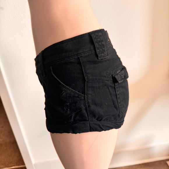 Hollister Shorts - Picture 3 of 7